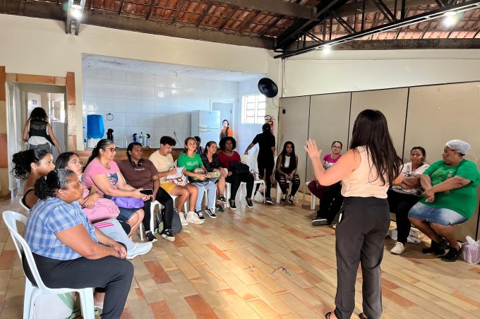 Semdes promove oficina do programa Acessuas Trabalho para participantes dos cursos profissionalizantes do Senai