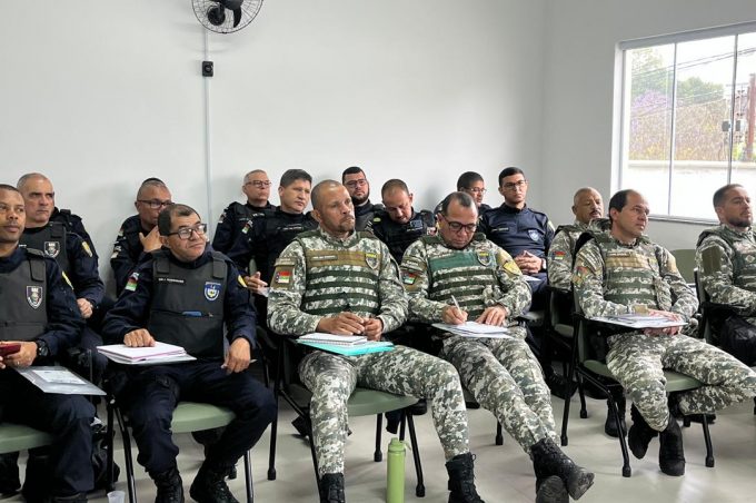 Guarda Municipal participa de formação voltada ao desenvolvimento de habilidades comunicacionais dos agentes