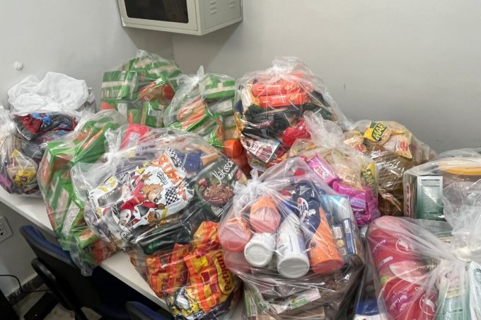 Vigilância Sanitária apreende cerca de 600 kg de produtos vencidos em mercado