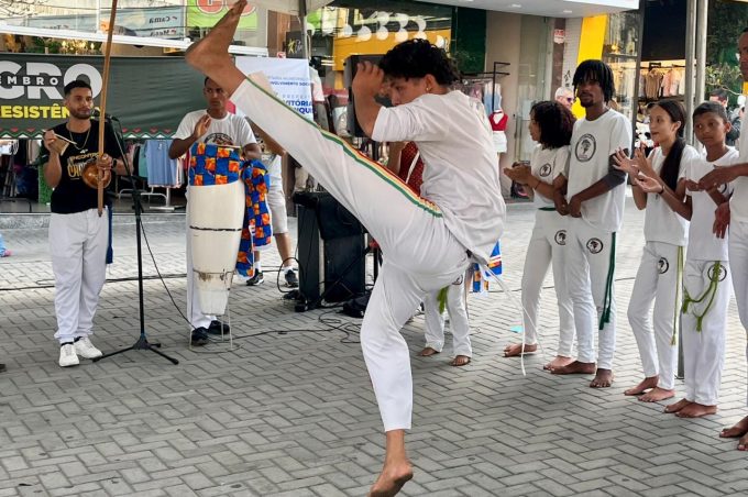 Prefeitura celebra cultura afro-brasileira com apresentações culturais na Praça Nove de Novembro
