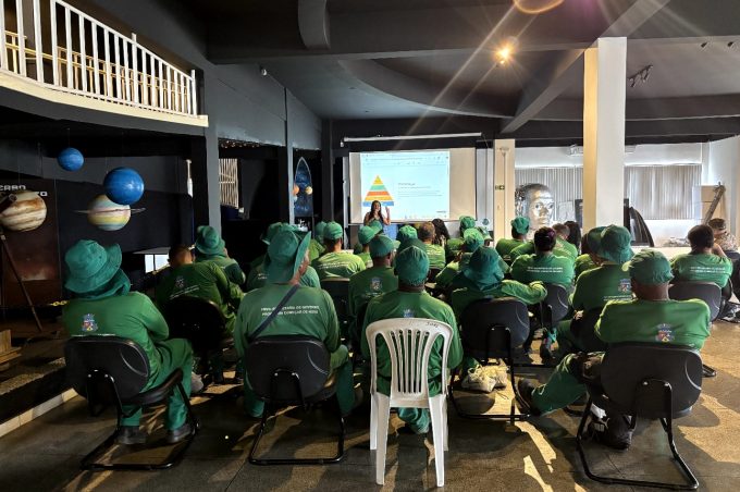 Secretaria Municipal de Governo realiza palestra para apenados em ressocialização do projeto Começar de Novo