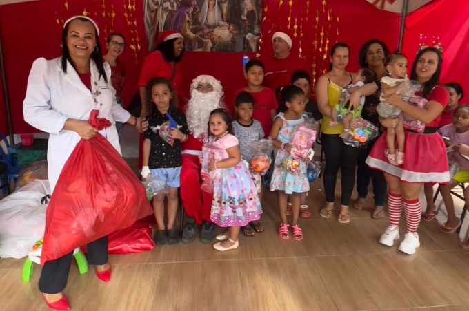 Programação natalina do Hospital Esaú Matos reforça cuidado e humanização com pacientes e famílias