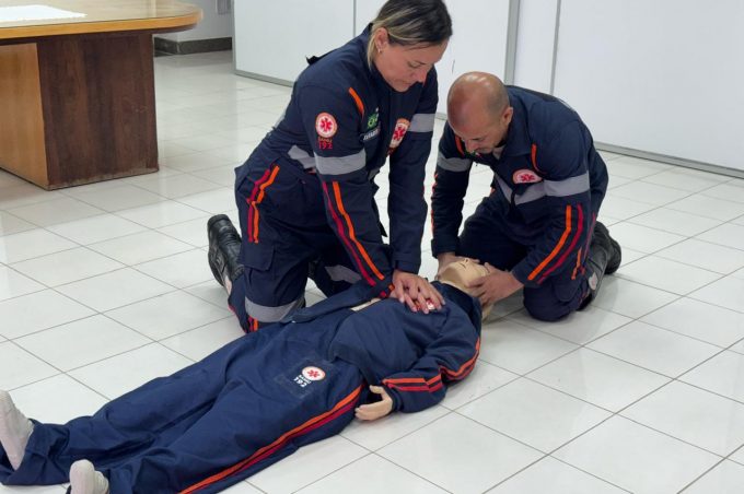 Samu 192 orienta população para importância de primeiros socorros em casos de convulsão, engasgo e afogamento