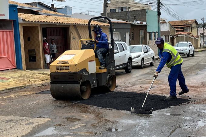 Secretaria de Infraestrutura aguarda estiagem para atender mais bairros com Operação Tapa-Buraco