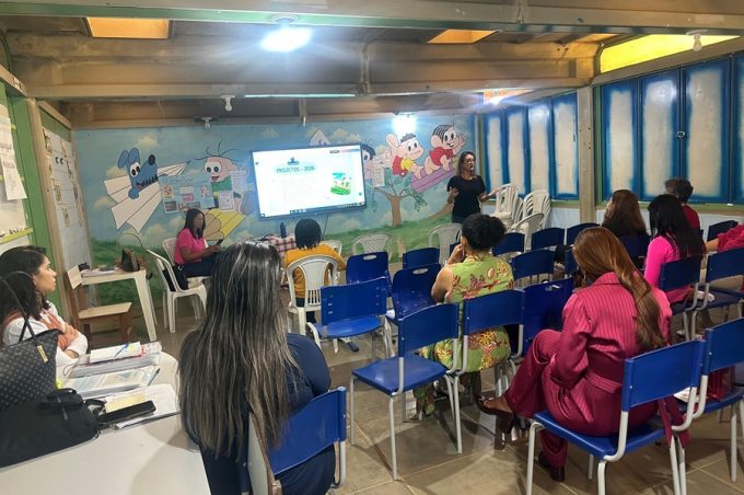 Smed inicia ciclo de formações para docentes dos anos iniciais das zonas urbana e rural de Vitória da Conquista