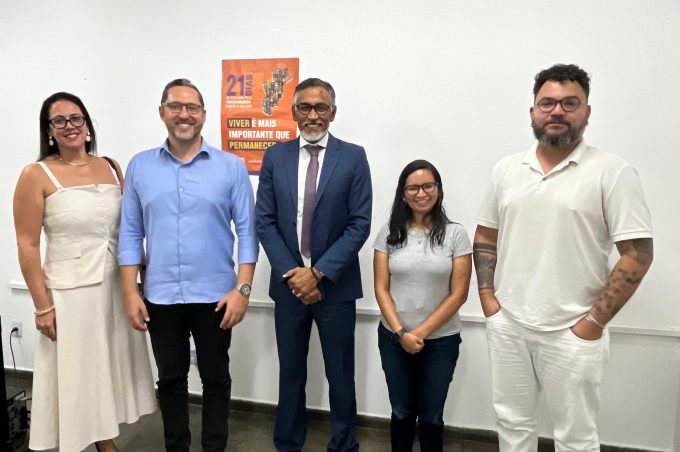 Semdes e Vara de Violência Doméstica alinham ações para fortalecer enfrentamento à violência contra mulheres