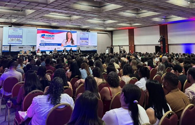 Smed participa de Fórum Extraordinário da Undime em Salvador voltado à construção do novo Plano Municipal de Educação