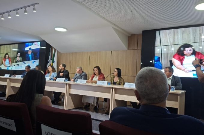 Secretaria Municipal de Saúde participa de mesa de abertura do 10º Seminário de Auditoria do SUS na Bahia