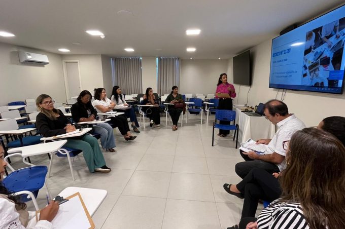 Roda de conversa alinha diretrizes do estágio probatório entre equipes de Recursos Humanos  da Prefeitura