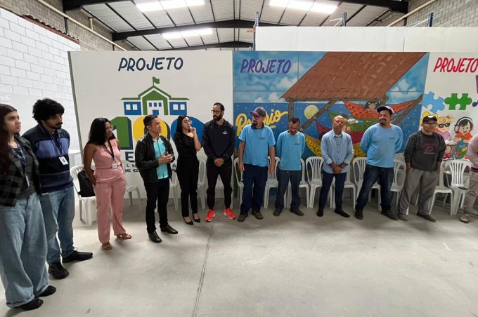 Nast realiza encerramento do grupo terapêutico “Homens que inspiram” com servidores do almoxarifado da Smed