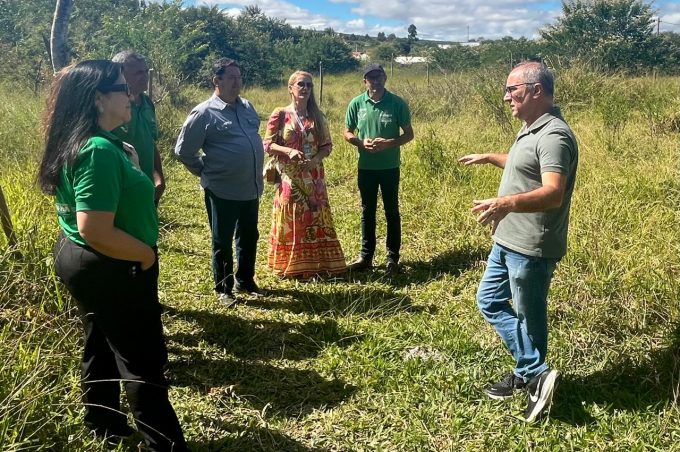 Prefeitura encerra primeiro ciclo de visitas às hortas, terreiros e comunidade quilombola que receberão Sisteminha