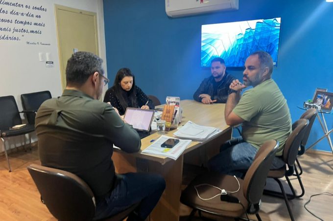Semdes alinha demandas relacionadas à Habitação e Cadastro Único com a vereadora Cris Rocha
