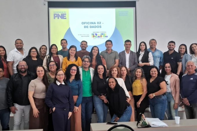 Vitória da Conquista sedia formação do SASE/MEC para a construção de novo Plano Municipal de Educação