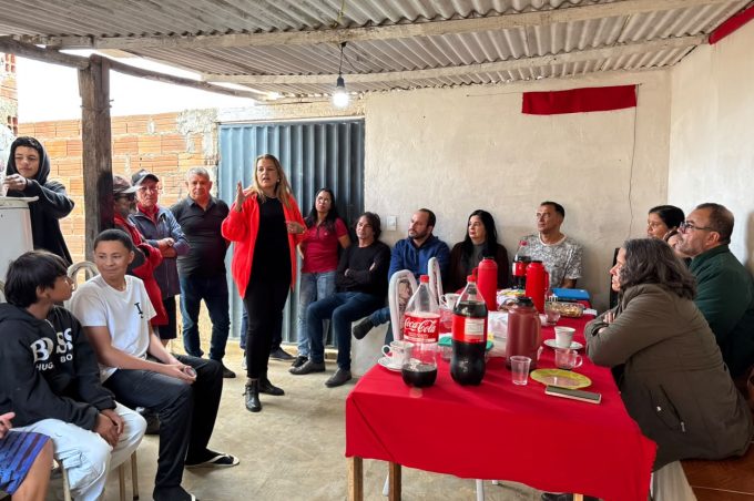 Secretaria de Governo realiza reunião para escuta de moradores em José Gonçalves