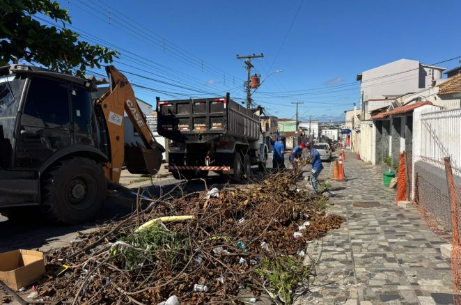 Prefeitura inicia recuperação de galeria pluvial na Rua Plácido de Castro e interdita trecho para execução da obra 