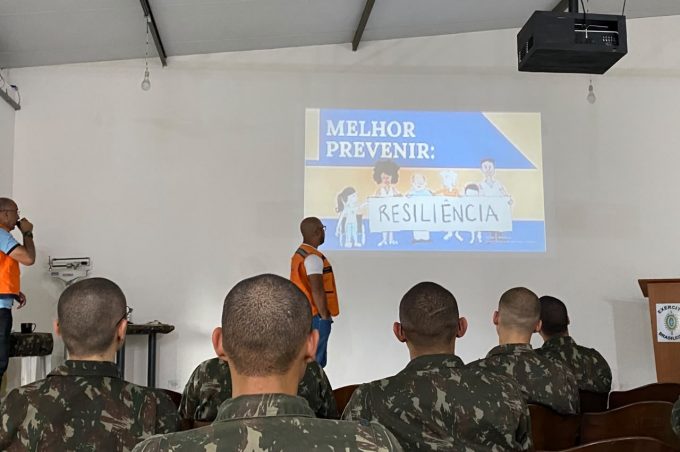 Defesa Civil capacita atiradores do Tiro de Guerra em Proteção e Gestão de Riscos