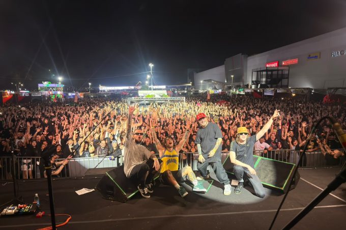 Nem a chuva esfria a festa: segunda noite do Conquista Moto Rock reúne público para shows de Digão e Egypcio