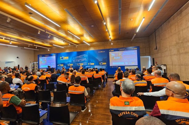 Vitória da Conquista participa de encontro em Brasília para discutir prevenção aos impactos de eventos climáticos extremos