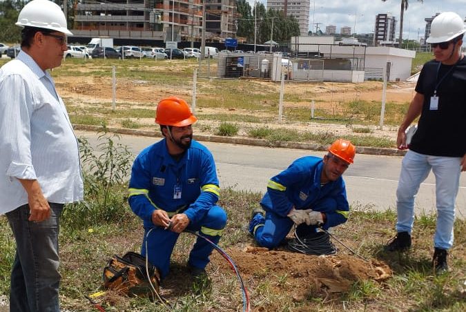 Prefeitura repõe 1.800 metros de cabos furtados perto do Boulevard Shopping