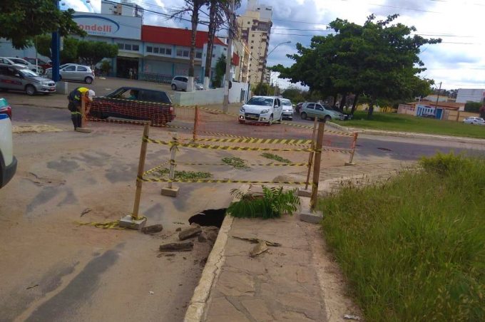 Prefeitura fará recuperação de galeria na rotatória entre as Avenidas Brasil e Olívia Flores