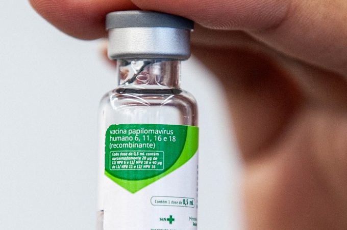 Março Lilás: Vitória da Conquista intensifica vacinação contra HPV para prevenir câncer de colo de útero