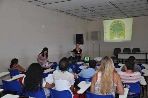 assistente educacional