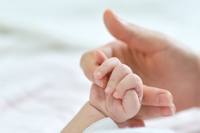 Testes de Triagem Neonatal permitem identificar precocemente alterações na saúde do bebê