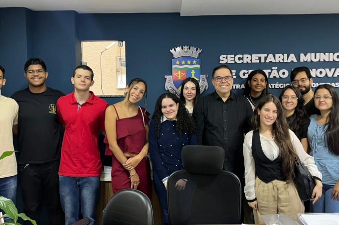Estudantes de Direito da Fainor conhecem funcionamento da Central Estratégica de Compras Públicas