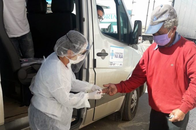 Consultório na Rua intensifica o trabalho de assistência em saúde e testagem em pessoas que vivem em situação de rua