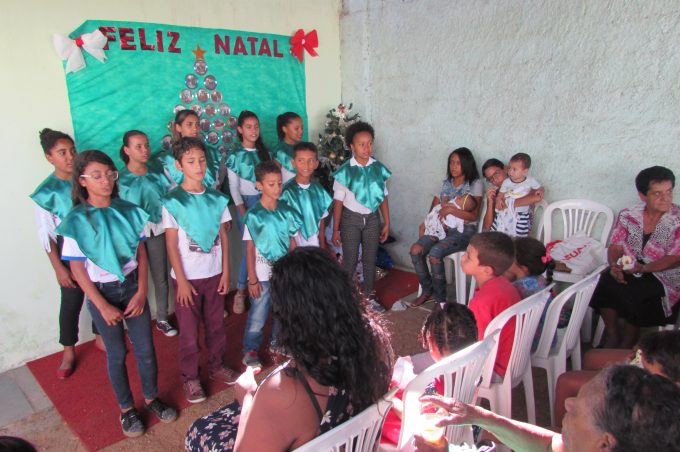 Serviços de Assistência Social reúnem famílias atendidas para confraternizar