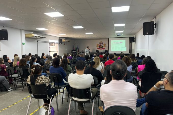 Maio Vermelho: Secretaria Municipal de Saúde realiza atividade voltada ao diagnóstico e prevenção do câncer de boca