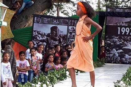 Desfile no Conquista Criança ressalta a beleza negra