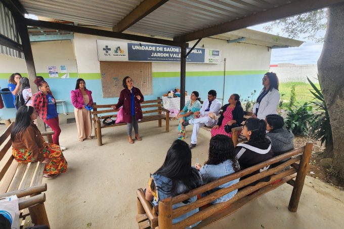 Grupo de Trabalho de Humanização do Esaú Matos visita unidades de saúde para bate-papo com gestantes
