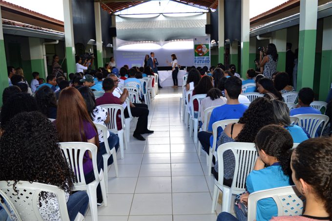 Alunos da Rede Municipal de Educação participam do Projeto Eleitor do Futuro