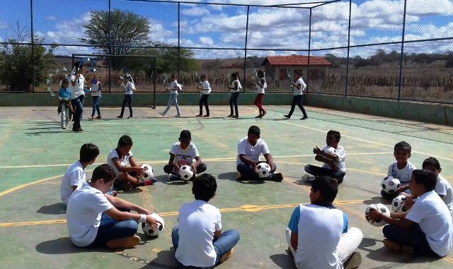 Projeto desenvolvido pelas secretarias de Saúde e Educação beneficia estudantes municipais