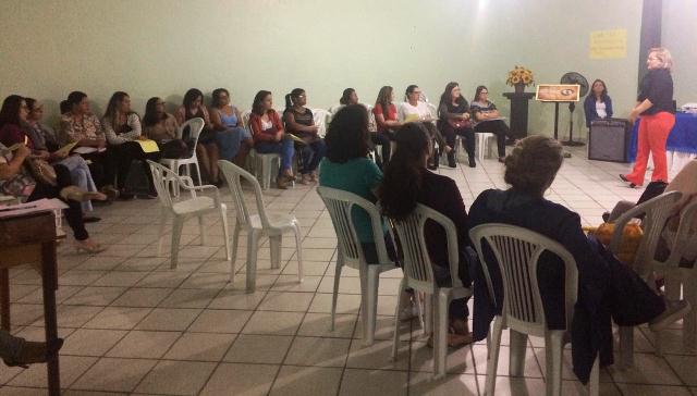 Profissionais de educação e saúde participam de primeiro encontro do curso de Transtorno do Espectro Autista
