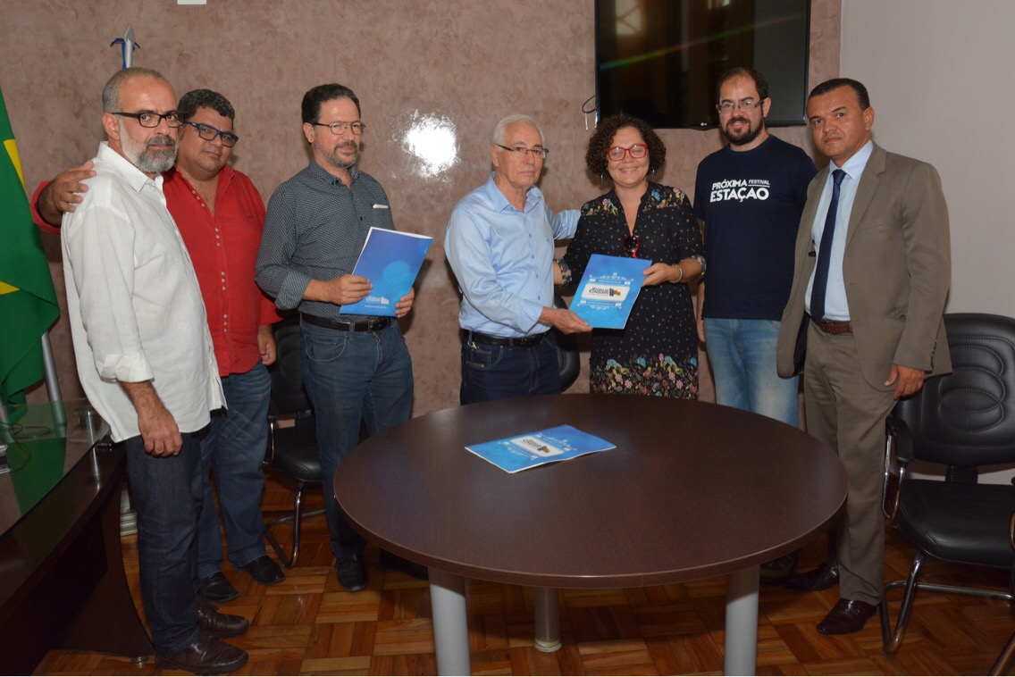 Tombamento da casa de Glauber é tema de reunião com Conselho Municipal de Cultura e OAB