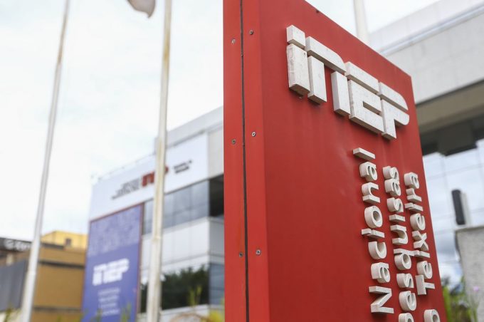 Smed participa de seminário sobre resultados da pesquisa Alfabetiza Brasil