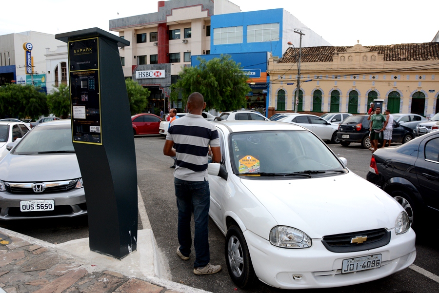 Estacionamento rotativo: parquímetros serão desativados a partir de segunda, 26
