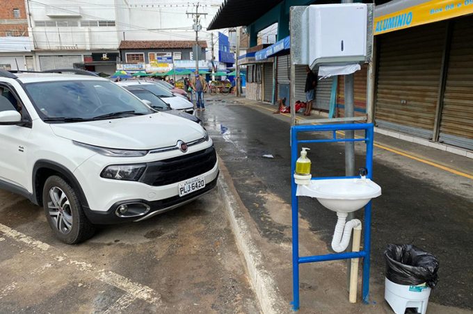 Combate ao Coronavírus: Prefeitura instala pias na Ceasa e em feiras da cidade