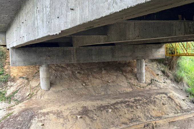Após análise, Prefeitura garante solidez e segurança da ponte na Avenida Luís Eduardo Magalhães