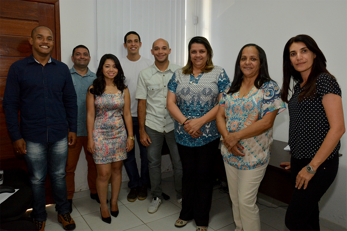 Cinco novos servidores municipais são empossados