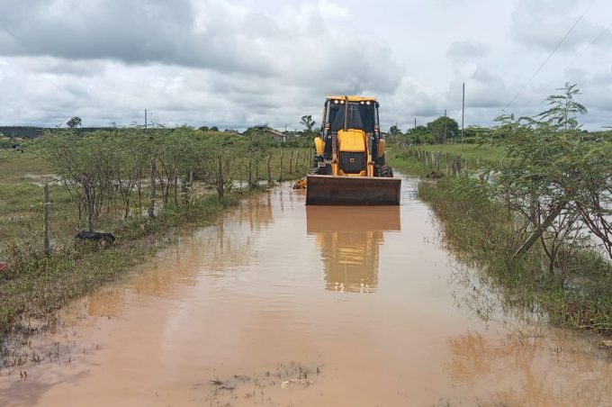 Balanço das chuvas: Prefeitura realiza novas vistorias em áreas de riscos e desobstrução em vias, canais de drenagem e estradas