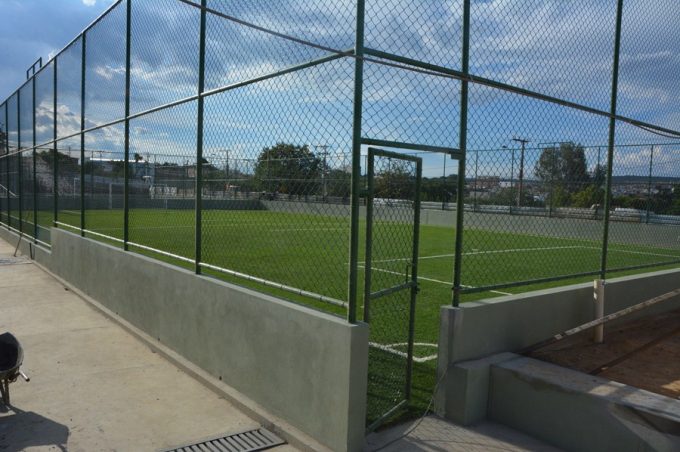 Prefeitura vai sortear horários para uso do campo na Praça Norberto Aurich