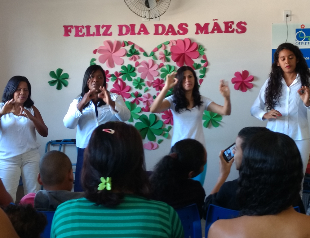 Cemerf realiza atividades especiais para celebrar o Dia das Mães