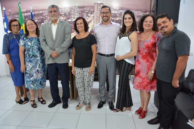 Prefeito autoriza convocação de técnicos sociais para atuação na Secretaria de Desenvolvimento Social