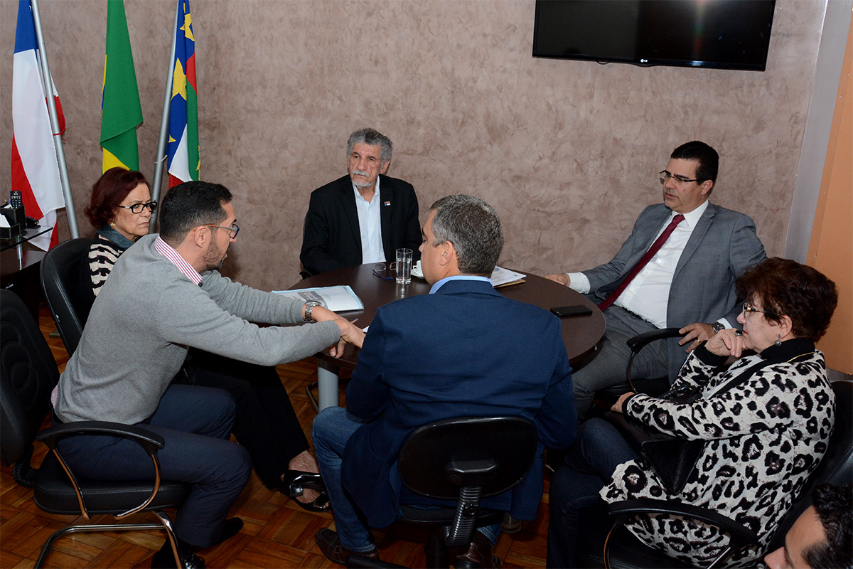 Conquista Criança: promotor se reúne com o prefeito e se mostra satisfeito com o encontro
