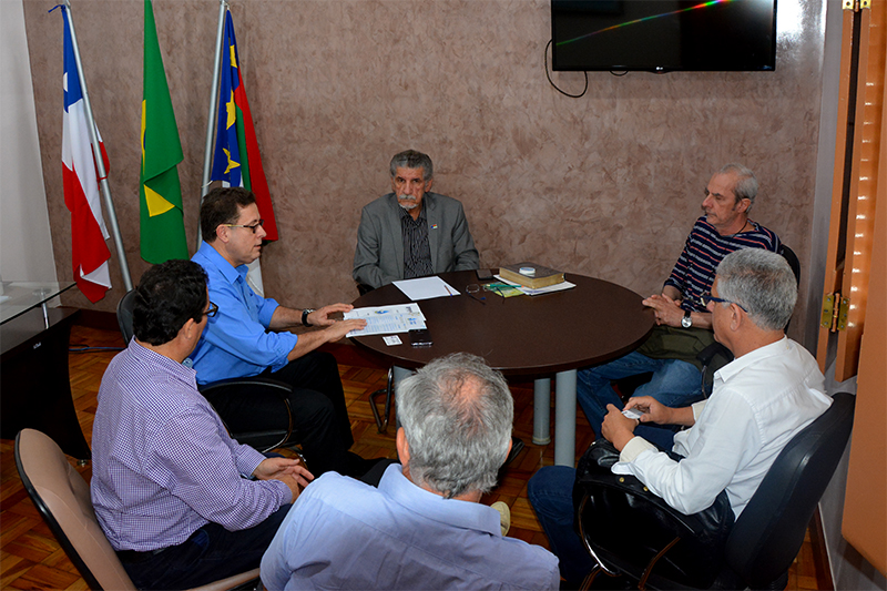 Governo Municipal recebe representantes do Crea-BA