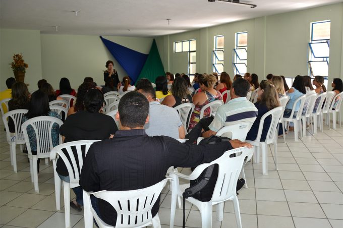 Diretores escolares discutem projetos para a educação em 2018