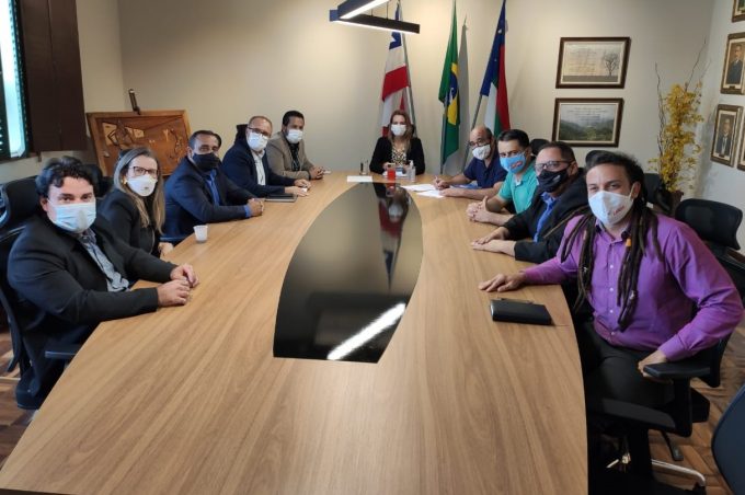 Prefeita se reúne com bancada de oposição da Câmara de Vereadores